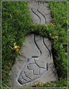 sculpture sea horse